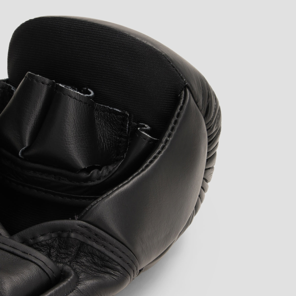 Gants de MMA Twins GGL 14 noirs, détail
